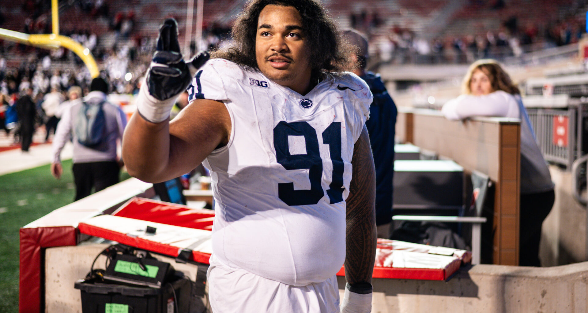 Dvon J-Thomas Signs Three-Year Deal With Tampa Bay Buccaneers