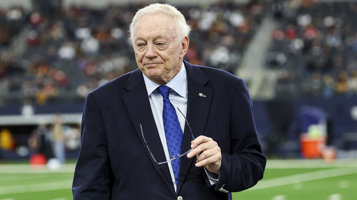 Dallas Cowboys owner Jerry Jones before the game against the Washington Commanders at AT&T Stadium.