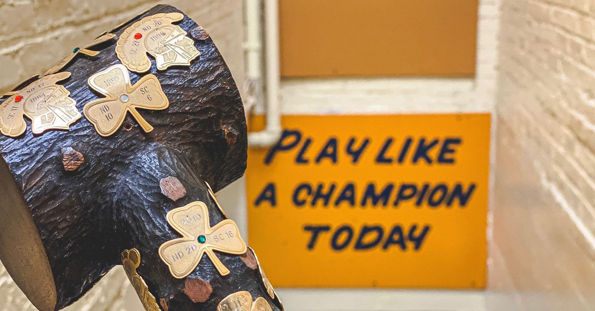 Should Notre Dame Football offer concessions to keep the USC rivalry?