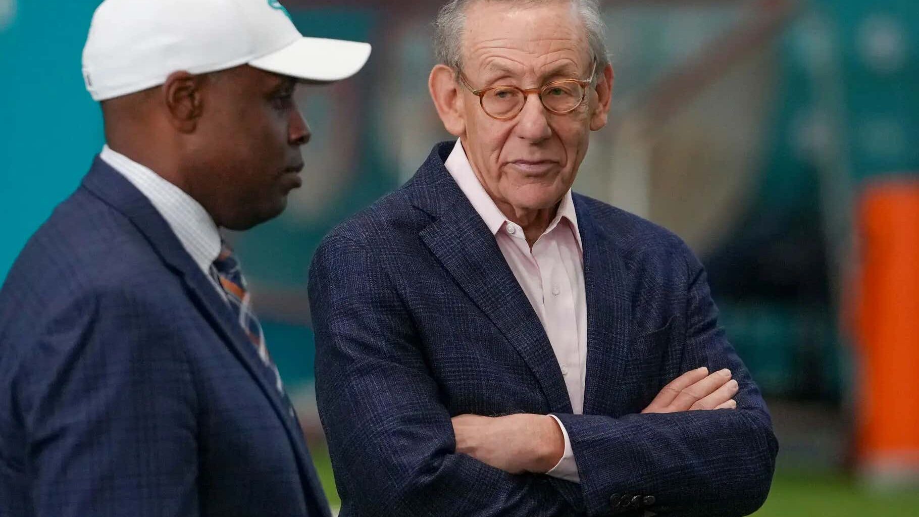 IDIOTS: The Miami Dolphins Are Looking To Trade Their Best Player On Offense