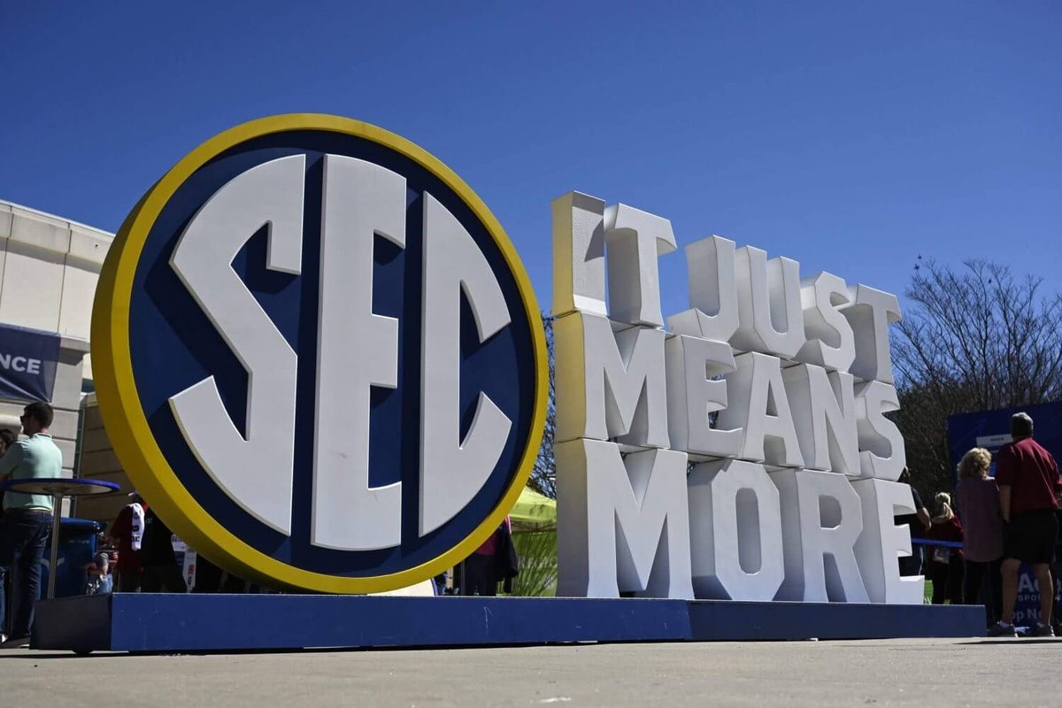 ESPN open to paying SEC more to add ninth conference football game to schedule: Sources