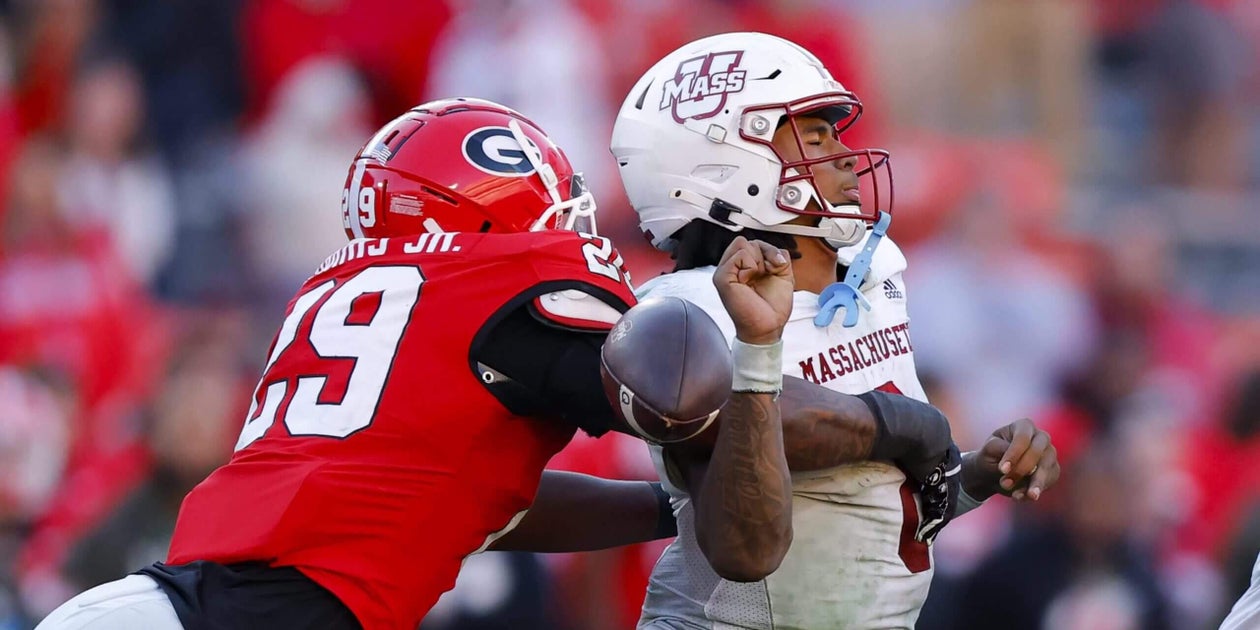 Can UMass sell hope? Why college football’s losingest problem believes it can win