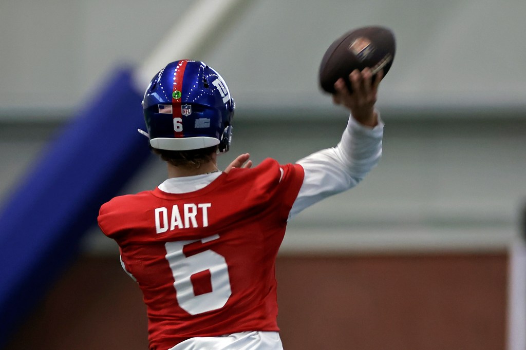 Good luck keeping impressive rookie QB Jaxson Dart on the Giants' bench