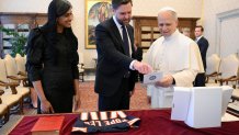 VATICAN CITY, VATICAN - MAY 19: (EDITOR NOTE: STRICTLY EDITORIAL USE ONLY - NO MERCHANDISING). Pope Leo XIV exchanges gifts with US Vice President J.D. Vance and his wife Usha Vance during a private audience at the Apostolic Palace on May 19, 2025 in Vatican City, Vatican. The Holy See Press Office announced that Pope Leo XIV met with the Vice President of the United States of America, James David Vance, on Monday morning. The US Secretary of State, Marco Rubio, and their wives were also present at the audience.The US Vice President and Secretary of State represented the United States at the Pope’s Mass of Inauguration of his Petrine Ministry on Sunday morning in St. Peter’s Square. (Photo by Simone Risoluti Vatican Media via Vatican Pool/Getty Images)