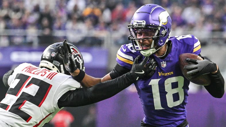 Justin Jefferson gains yards after the catch against Atlanta.