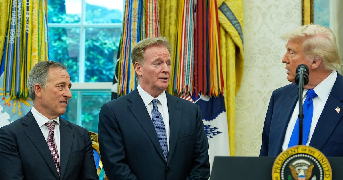 Washington to host the 2027 NFL draft on the National Mall, President Donald Trump says