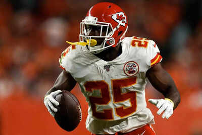 LeSean McCoy sparks Cowboys vs. Chiefs “America’s Team” debate with bold Kim Kardashian take ahead of Thanksgiving showdown