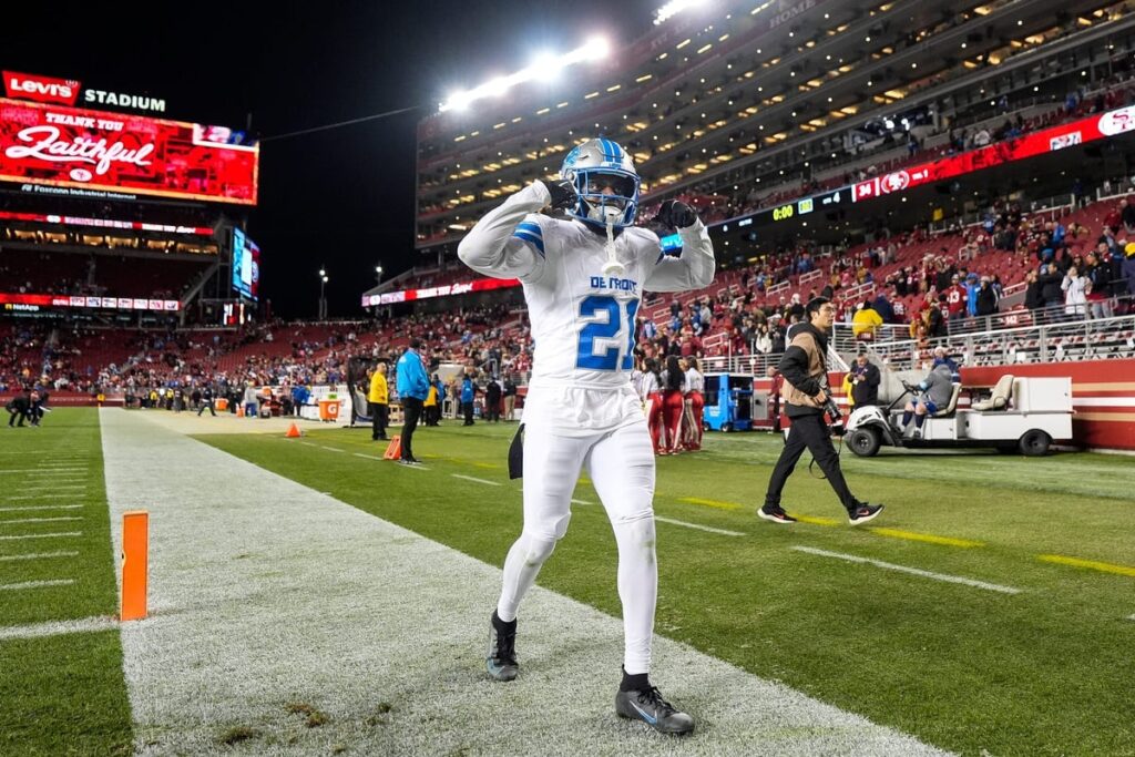 Lions Amik Robertson Trade