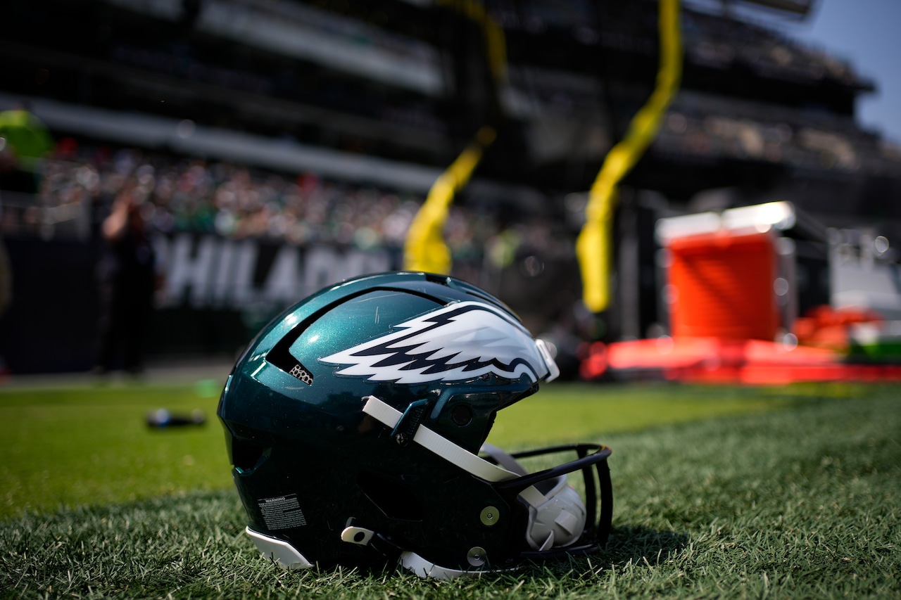 Could Eagles trade for disgruntled star to solve underrated need?