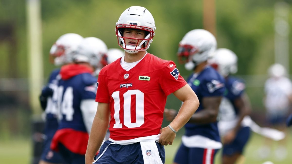 Examining Drake Maye’s demeanor and work ethic at Patriots OTAs – NBC Sports Boston