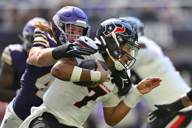 NFL: Houston Texans at Minnesota Vikings