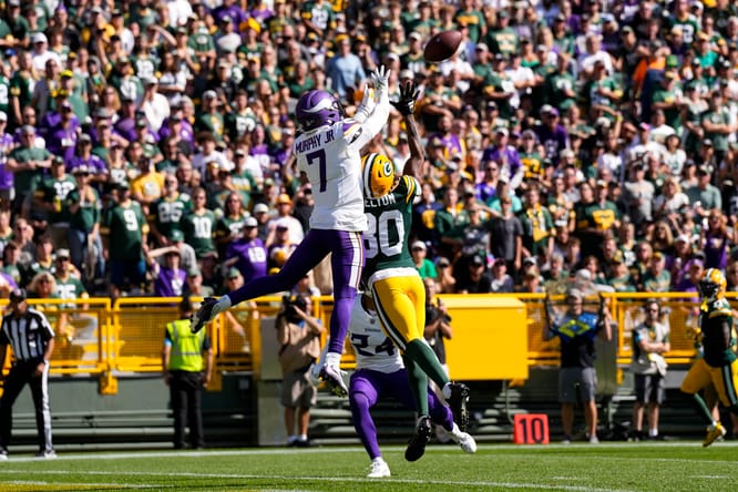 NFL: Minnesota Vikings at Green Bay Packers