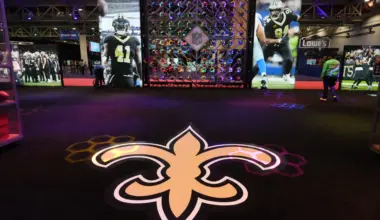 NFL's New Orleans Saints and ELF Paris Musketeers Join Forces