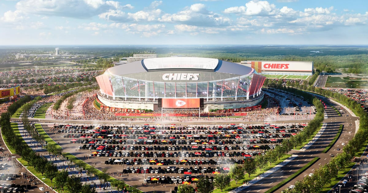 K.C. Chiefs owner Clark Hunt envisions dome for franchise's future amid stadium talks