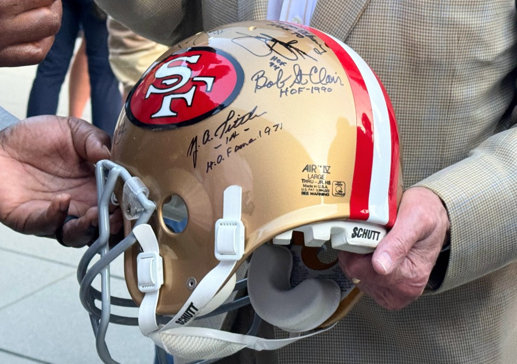 Priceless 49ers helmet gets another Hall of Fame autograph