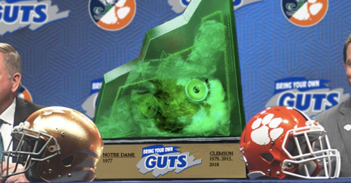 Notre Dame and Clemson schedule agreement can help save college football