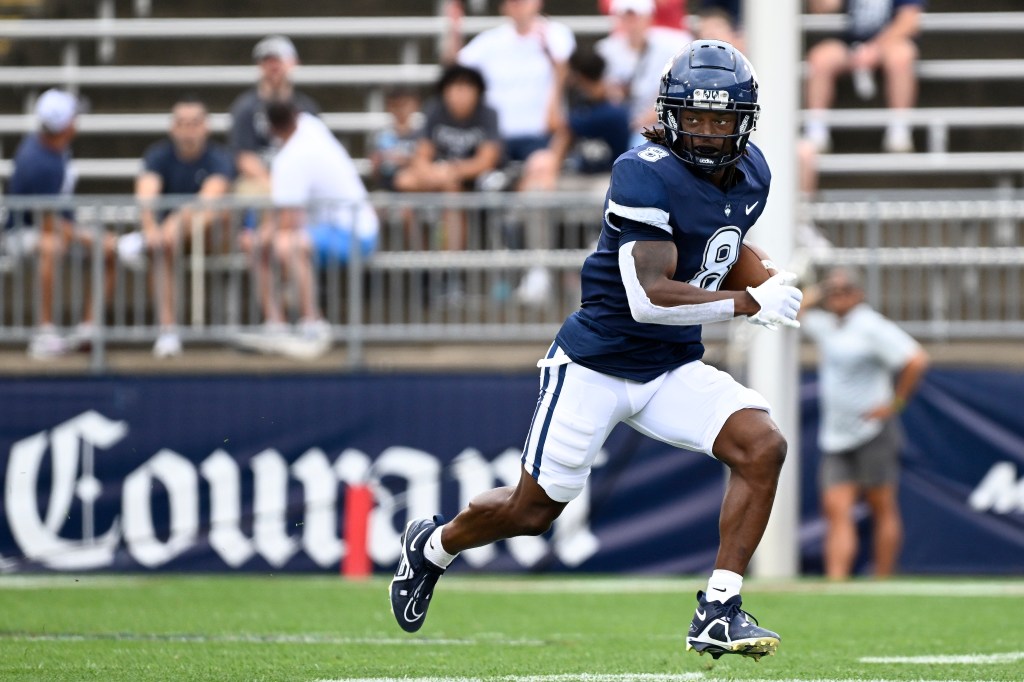 Ex-UConn WR TJ Sheffield signs with Tennessee Titans