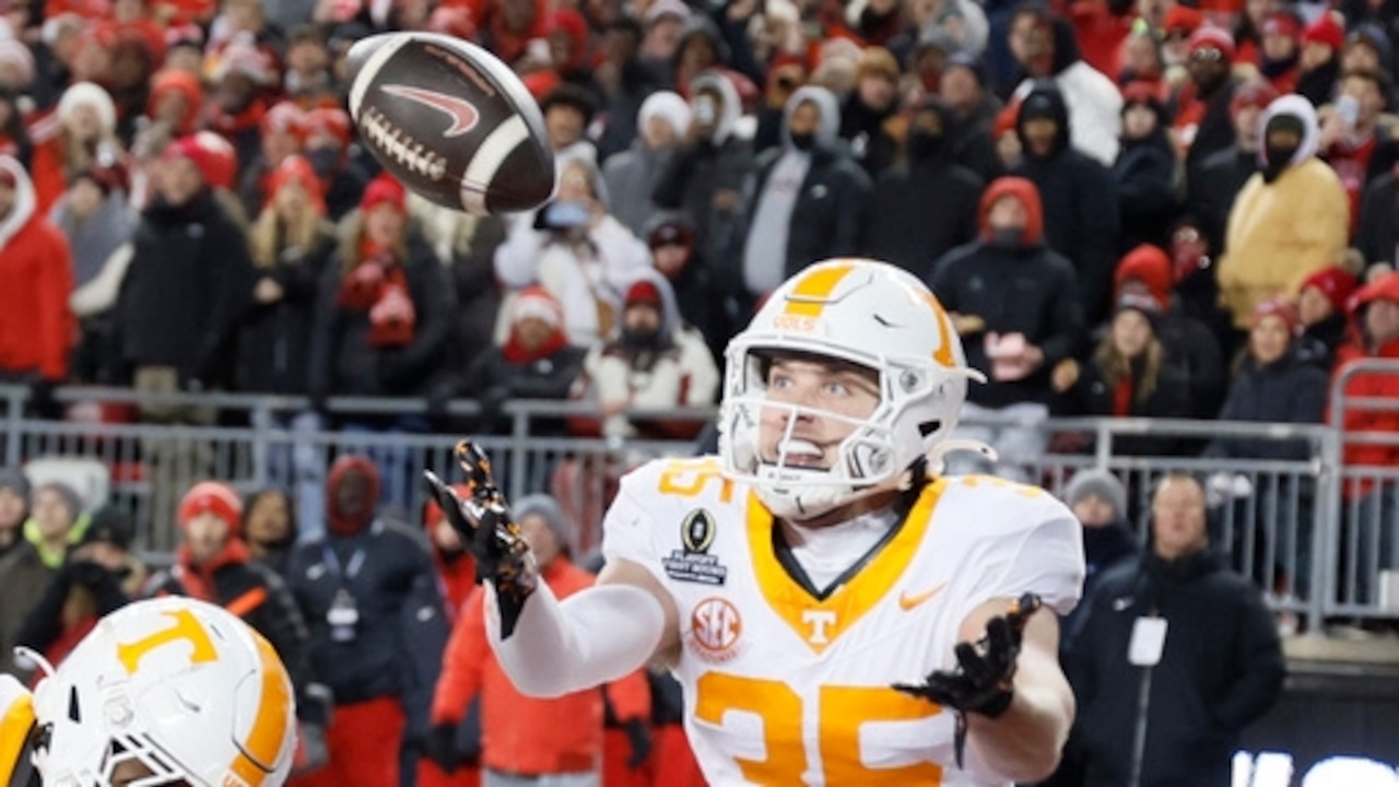 Former Tennessee walk-on signs with Kansas City Chiefs