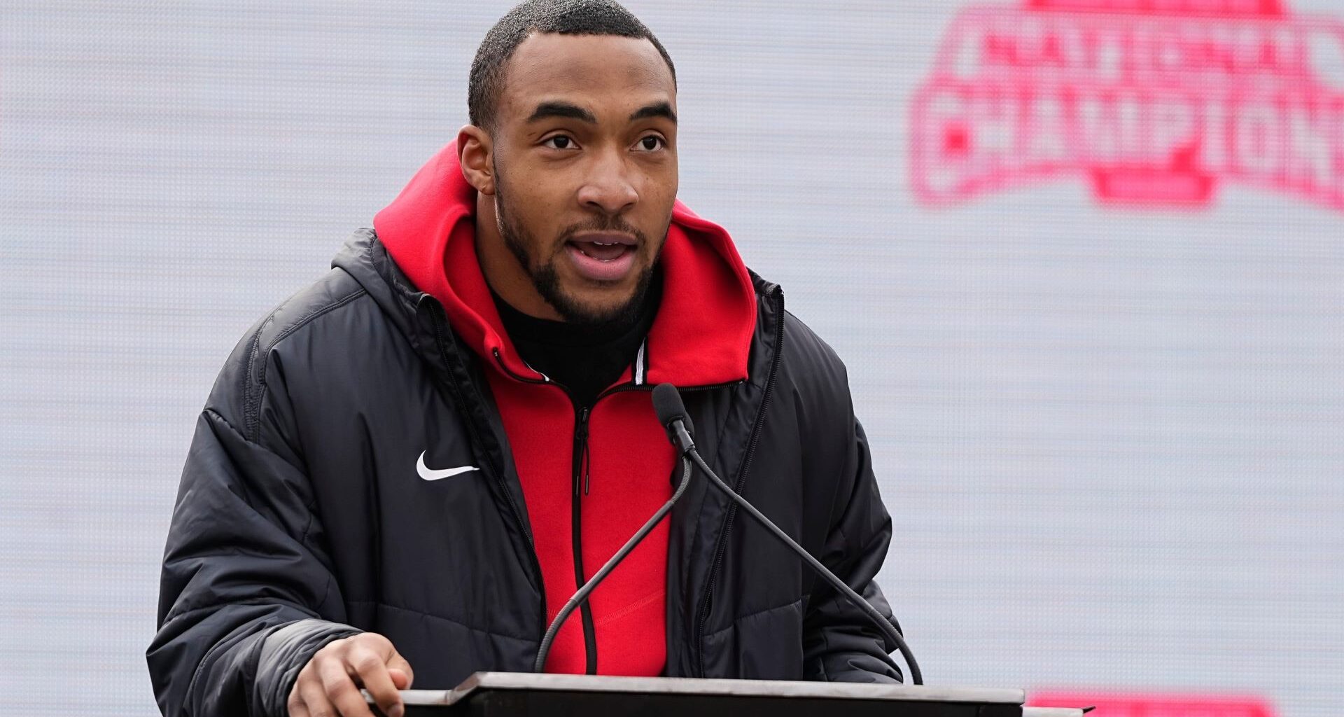 Rob Gronkowski Shares Bold Take On High Patriots Draft Pick