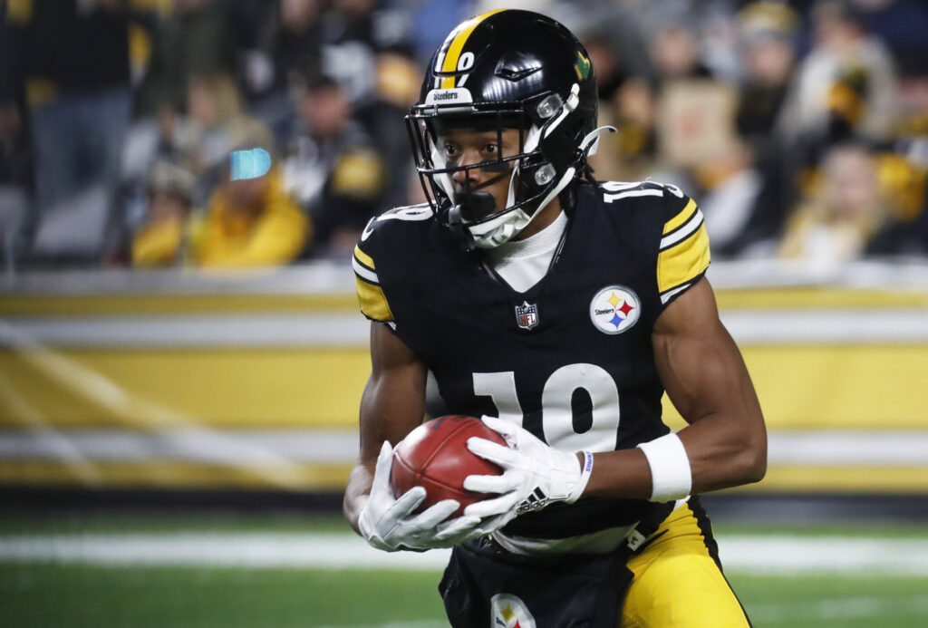 Steelers Unlikely To Add WR In Near Future