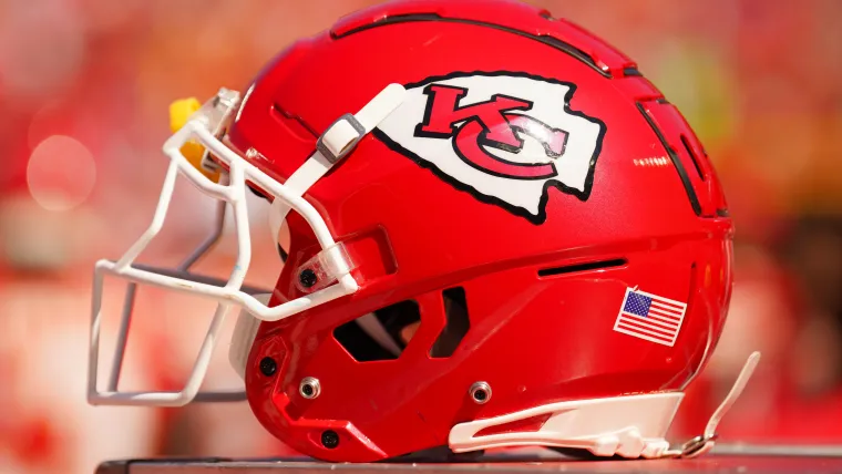 Chiefs could still sign 3-time All-Pro, future Hall of Famer to bolster defense image