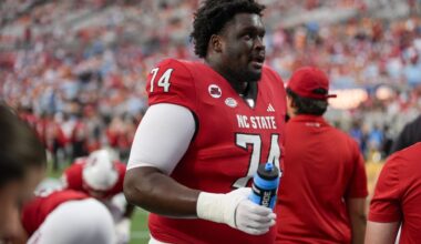 Packers' Anthony Belton To Work At RT, G