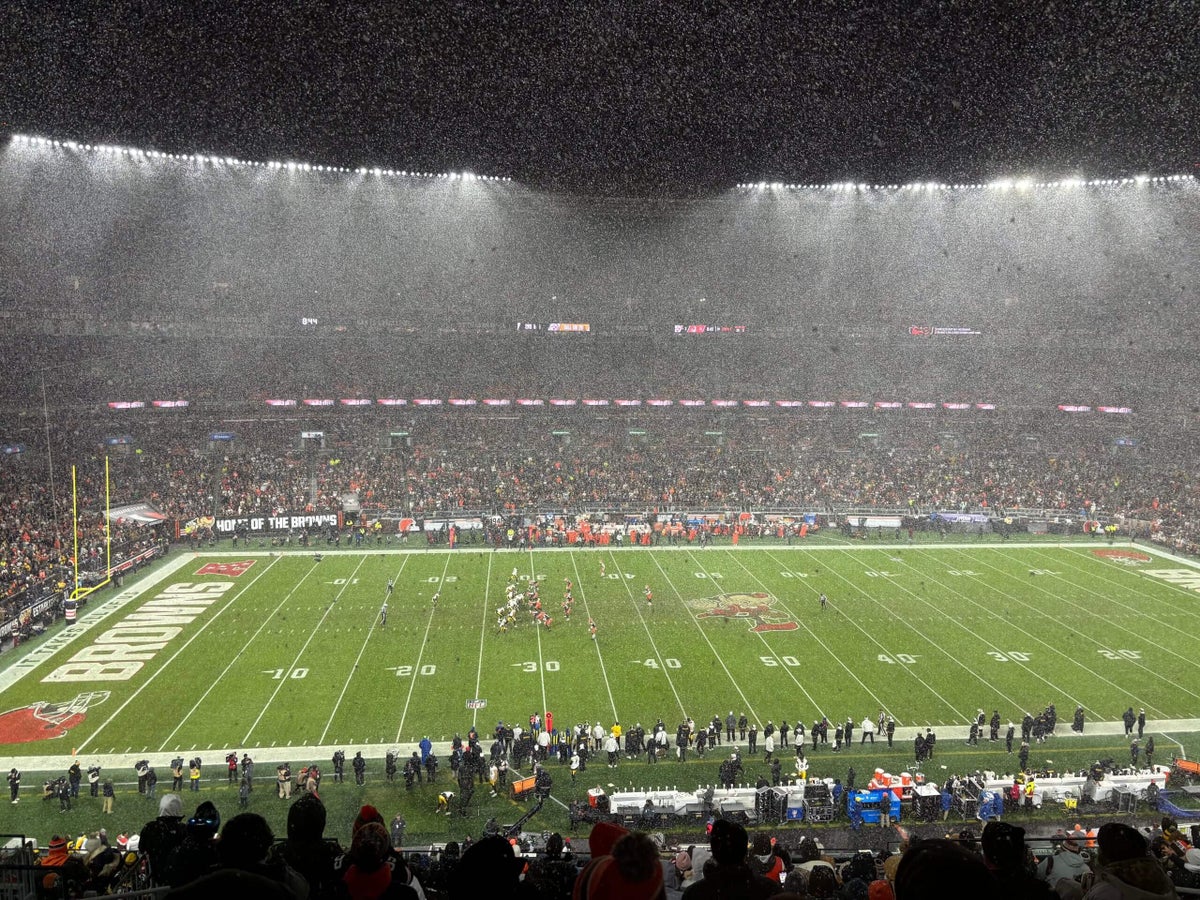 Fight continues as Browns plan to move from downtown, build indoor stadium