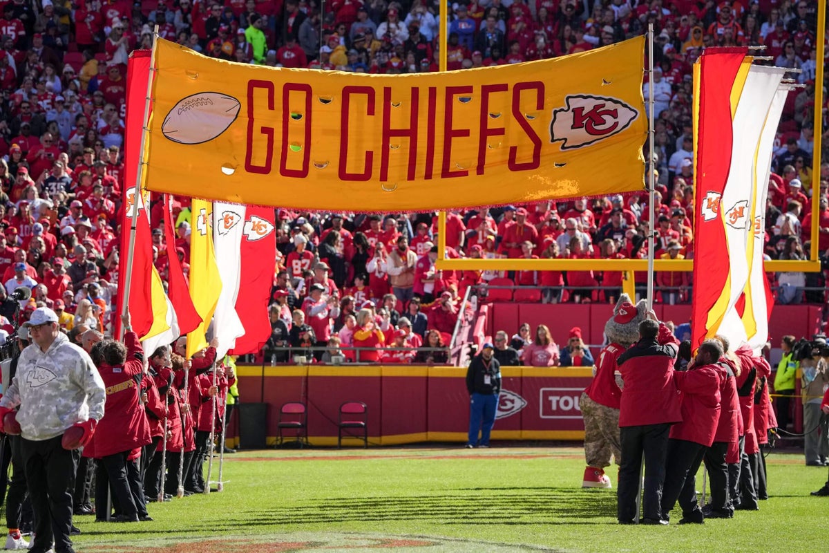 A renovated Arrowhead or a dome in Kansas? Inside the Chiefs’ looming stadium decision