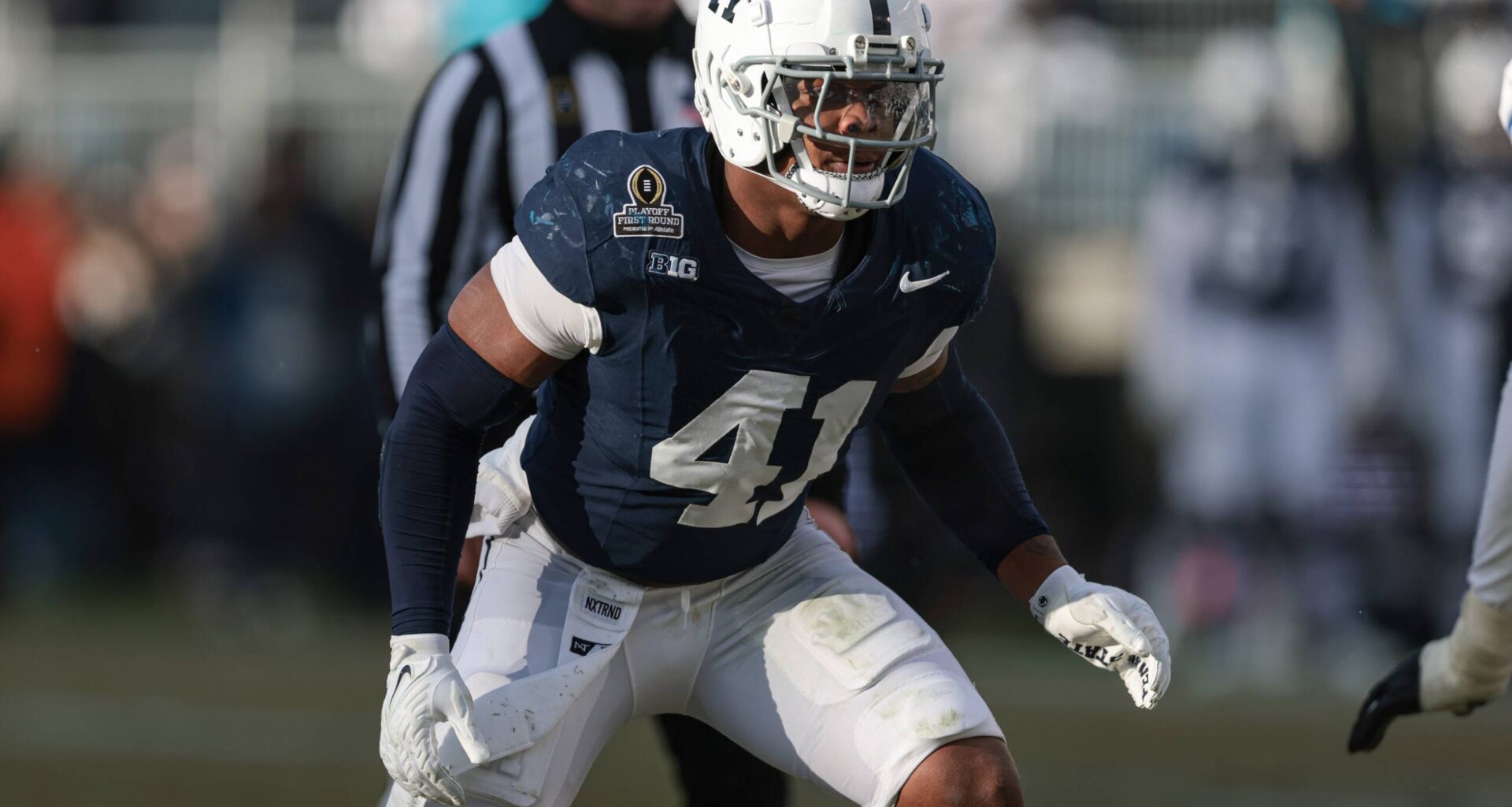 Kobe King Brings the Boom To Minnesota's LB Group