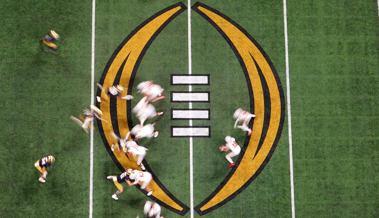 College Football Playoff may adjust its seeding format after all