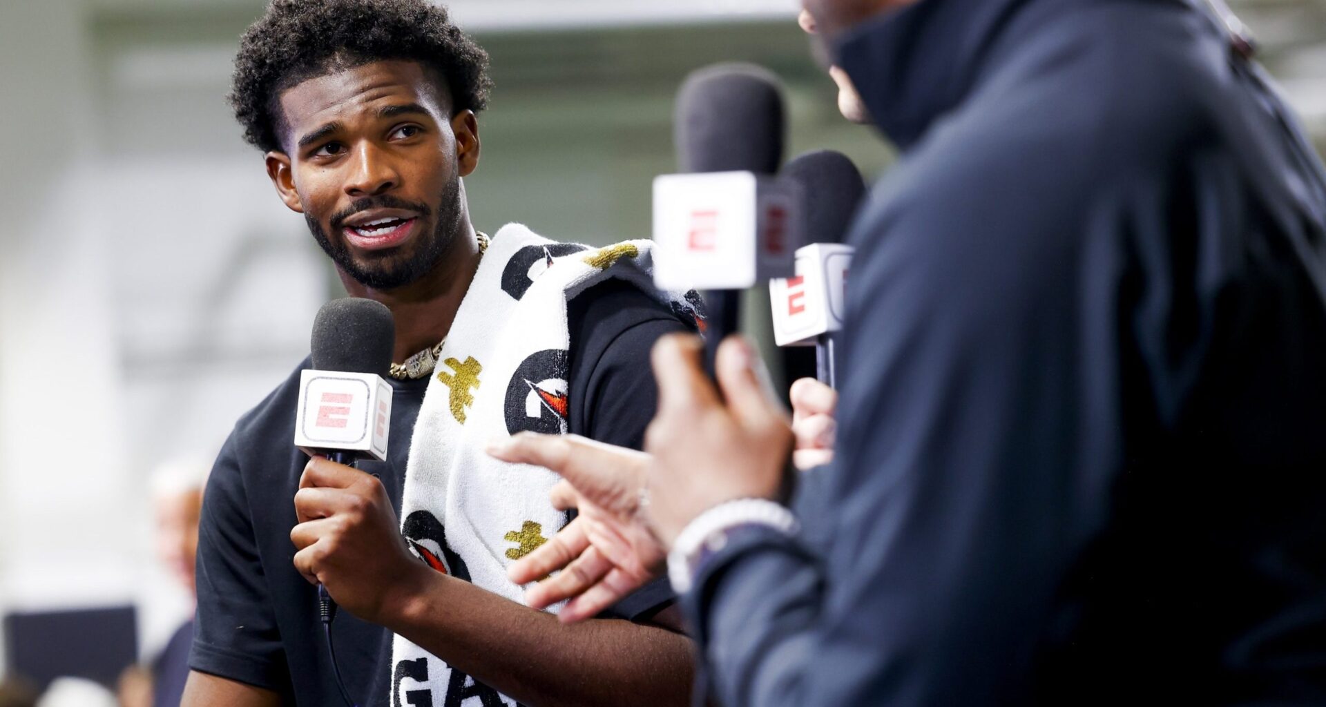 Shedeur Sanders associate calls out Cleveland radio host