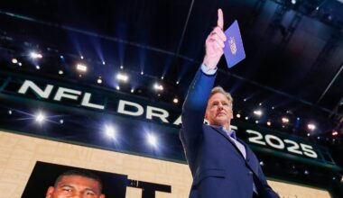 The Needle: NFL goes big with 2025 schedule