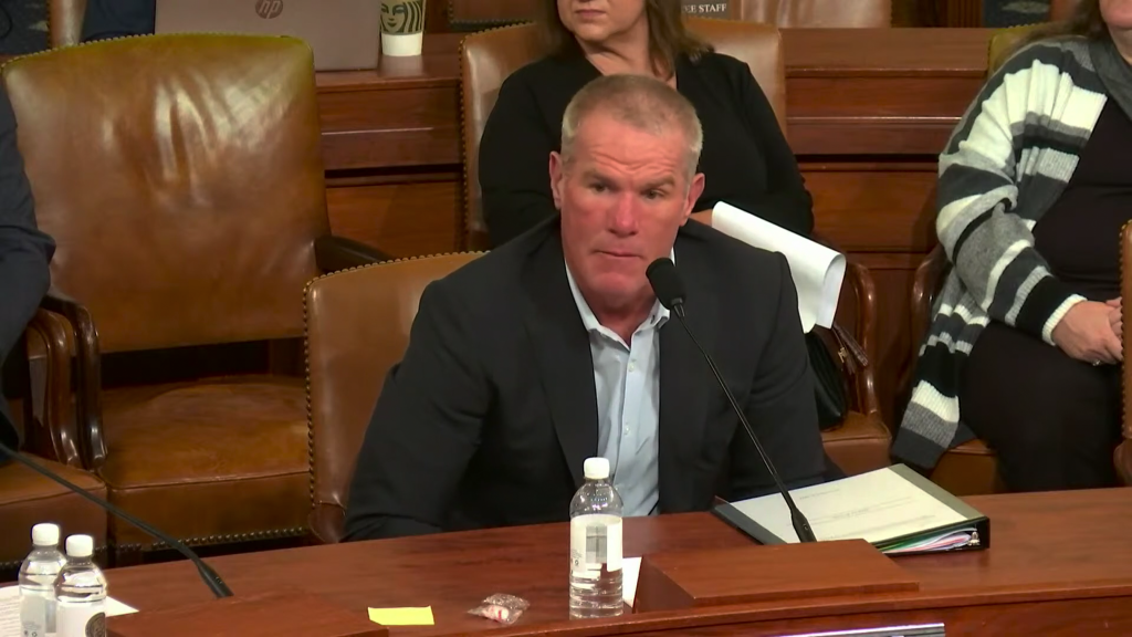 The Fall of Favre' is a one-hour onslaught on football's former golden boy