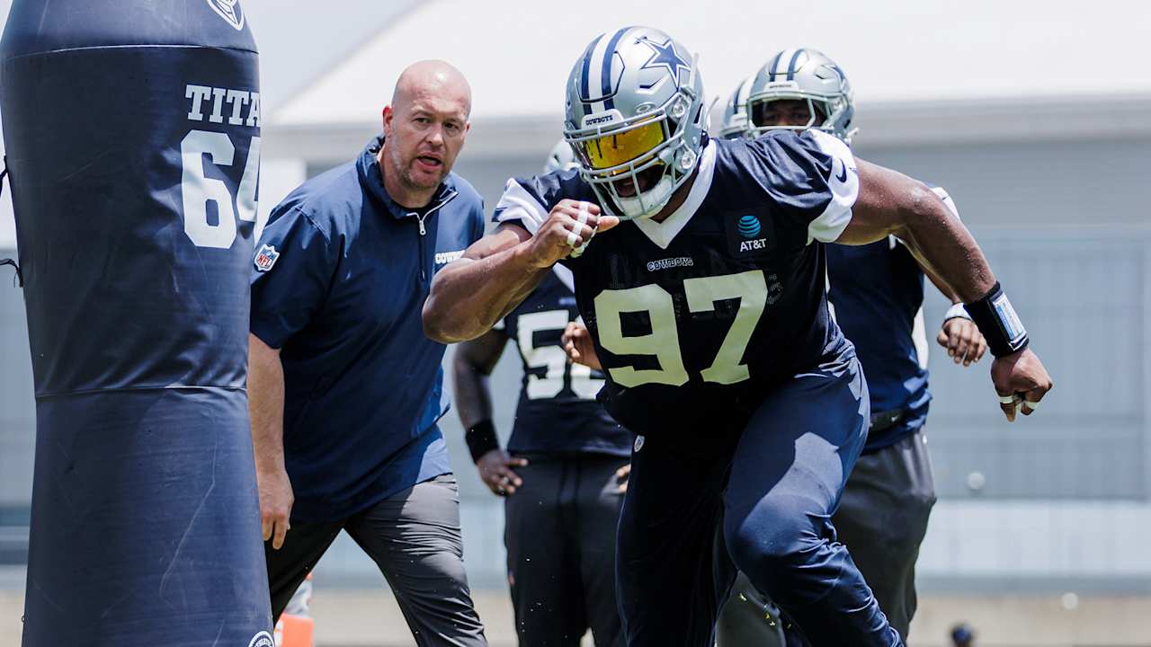 Osa Odighizuwa on fitting in Eberflus' system, leadership & more