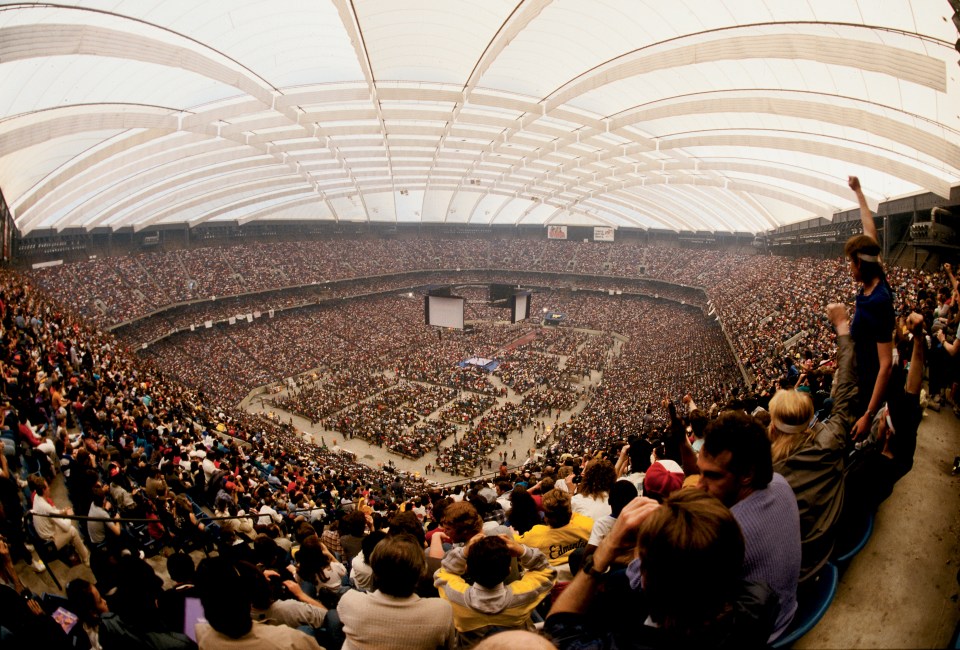 More than 93,000 fans packed in for WrestleMania III in 1987