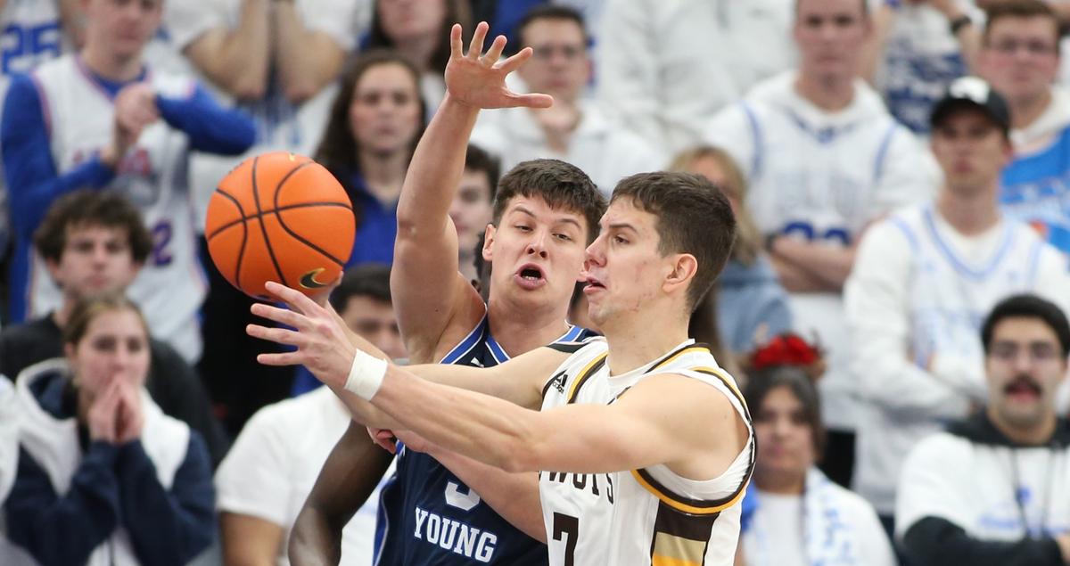 Cowboys Will Face South Dakota State at Sanford Pentagon