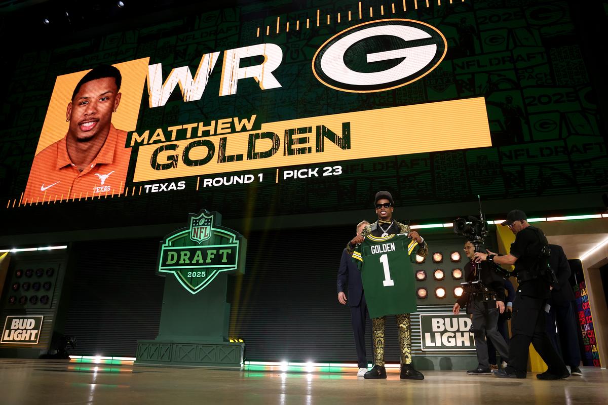 Green Bay Packers Sign Rookie 1st-Round WR Matthew Golden