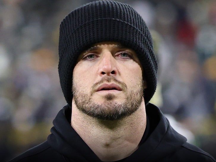 derek carr main neutral getty