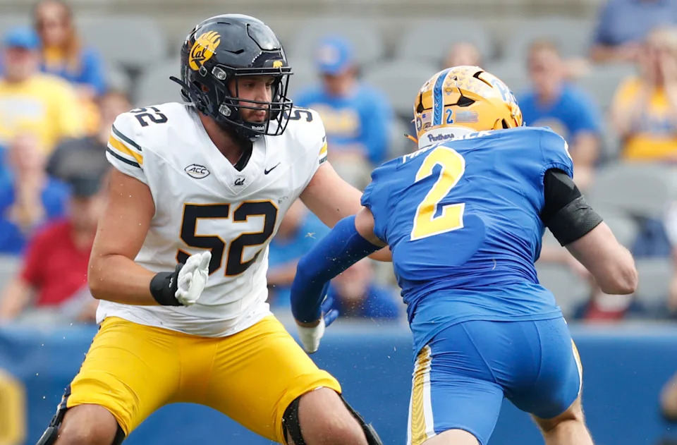 Pitt Panthers defensive end Nate Matlack (2) rushes against California Golden Bears offensive lineman Nick Morrow (52). Mandatory Credit: Charles LeClaire-Imagn Images