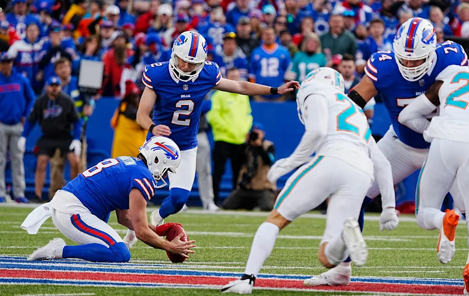 Tyler Bass boots a 61-yard field goal with five seconds left to give the Bills a 30-27 win over the Dolphins.