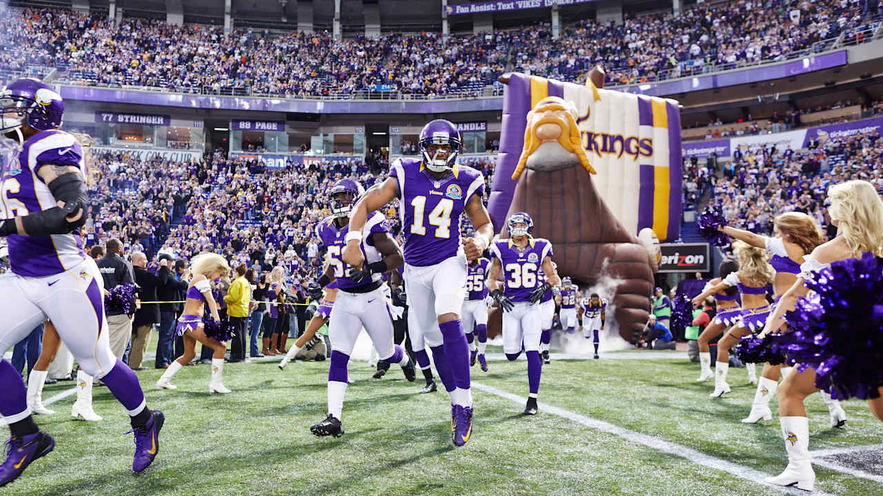 Joe Webb Coaching & Impacting Community with Positive Energy