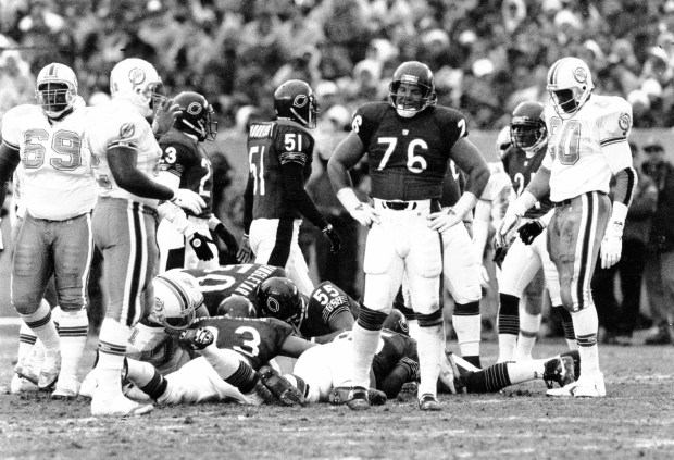 Steve McMichael reacts after the Bears stopped the Miami Dolphins...