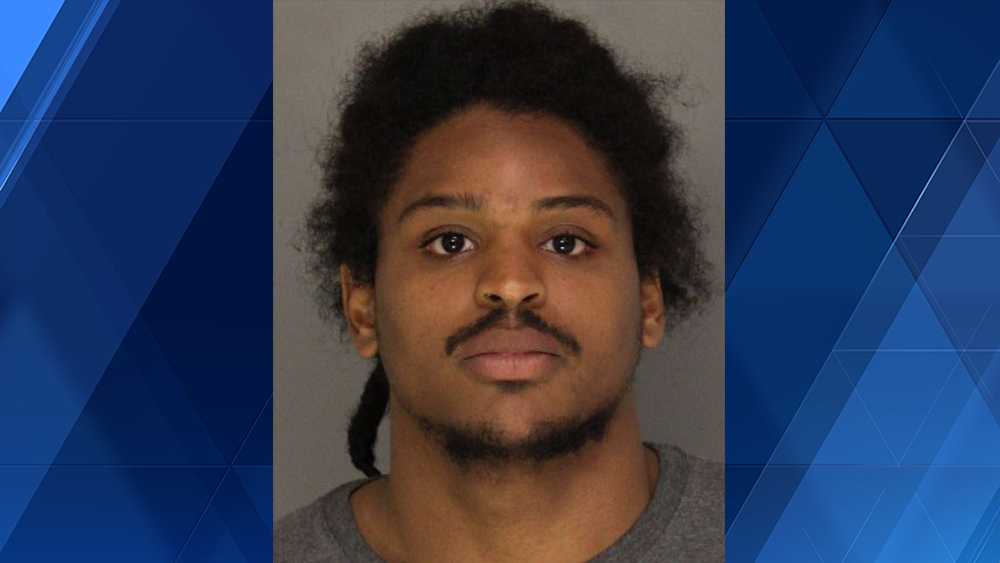 Devin Bush, former Pittsburgh Steelers LB, charged with assault