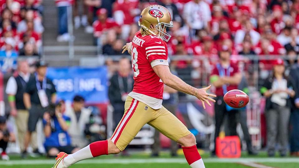 San Francisco 49ers v Arizona Cardinals