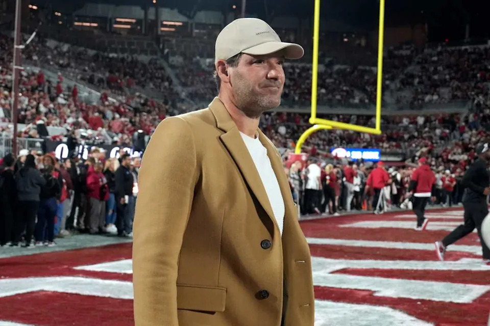 Former NFL star Tony Romo watches the game between the Oklahoma Sooners and Alabama Crimson Tide.BRYAN TERRY&sol;THE OKLAHOMAN &sol; USA TODAY NETWORK via Imagn Images