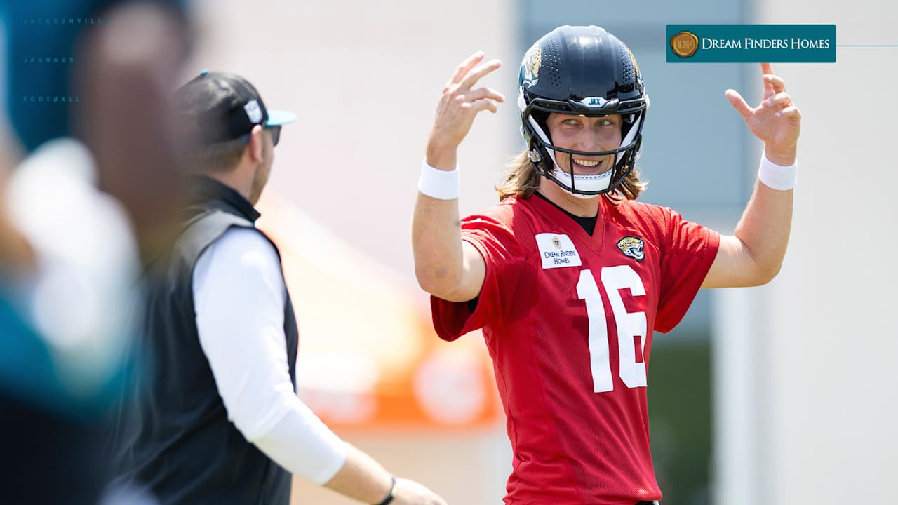 Jaguars' Offensive Scheme Learning at 2025 OTAs
