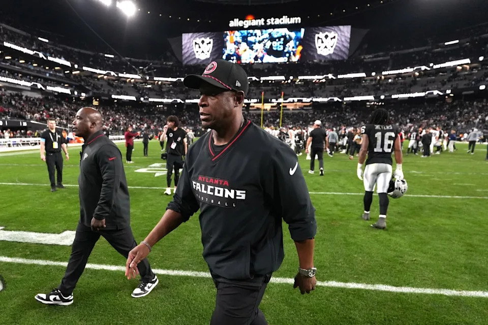 Atlanta Falcons head coach Raheem Morris leaves the field after a game against the Las Vegas Raiders. Kirby Lee-Imagn Images