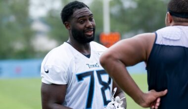 San Francisco 49ers sign Andre Dillard and Nicholas Petit-Frere, former disappointing Titans OLs