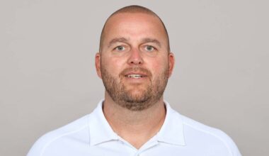 Raiders hire Broncos director of college scouting Brian Stark as assistant general manager