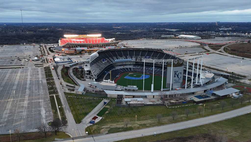 Missouri proposes ‘Show Me Sports’ bill to fund Chiefs, Royals stadiums